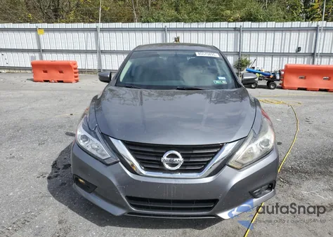 2018 Nissan Altima 2.5 z USA, uszkodzony, nr VIN 1N4AL3AP6JC229202